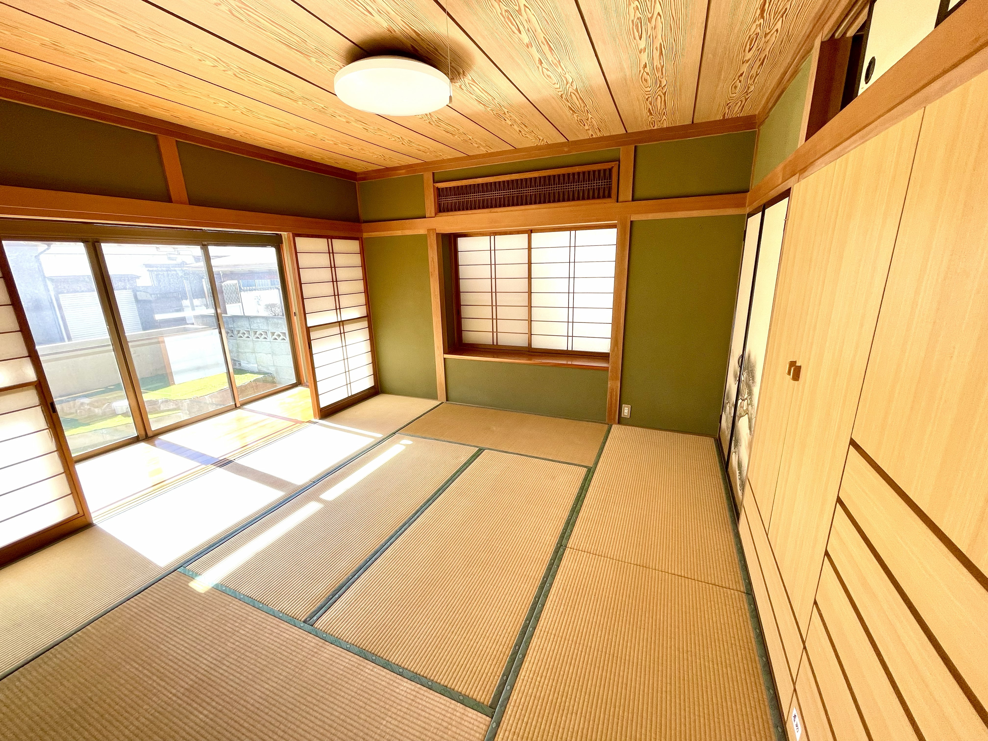 （和室８畳）広縁有